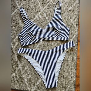 Lululemon Seersucker Bikini size L